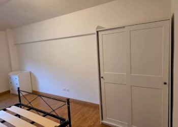 Camera da letto - Quadrilocale via Santo Stefano, 10, Bologna (zona Centro Storico) - foto 46