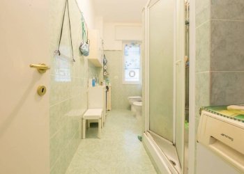 Bagno - Bilocale via Antonio Cei, Genova (zona Borgoratti) - foto 10