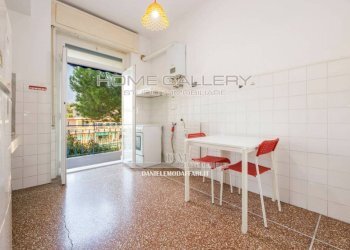 Bilocale via Montani, Genova (zona Quarto) - foto 11