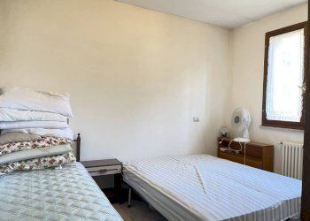 Camera da letto - Trilocale viale dei Gelsi, Ravenna (zona Porto Corsini) - foto 11