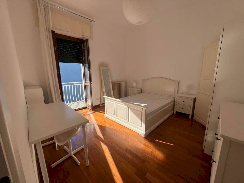 Camera da letto - Casa indipendente via SANTA LUCIA, 8, Sesto San Giovanni - foto 2