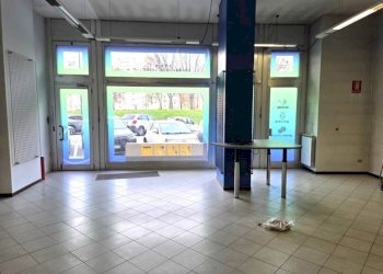 Zona - Negozio viale Ercole Marelli, 19, Sesto San Giovanni - foto 2