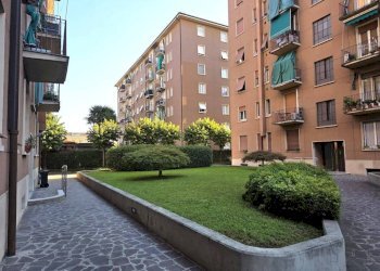 Cortile interno - Bilocale viale Giovanni Suzzani, 92, Milano (zona Bicocca) - foto 17