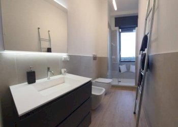 Bagno - Monolocale via Caduti sul Lavoro, 61, Sesto San Giovanni - foto 8