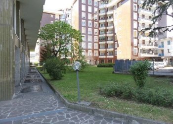 Cortile interno - One-room apartment via Caduti sul Lavoro, 61, Sesto San Giovanni - photo 11