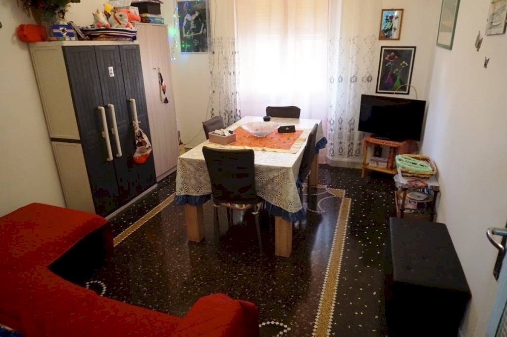 Soggiorno - Trilocale via Coronata, 35B, Genova (zona Cornigliano) - foto 3