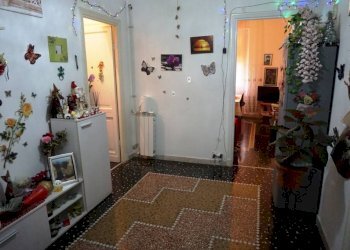 Ingresso - Trilocale via Coronata, 35B, Genova (zona Cornigliano) - foto 2