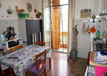 Cucina - Trilocale via Coronata, 35B, Genova (zona Cornigliano) - foto 4