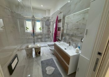 Bagno - Trilocale Via Pascoli
 
6, Trani - foto 27