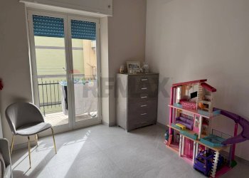 Camera / camera da letto - Trilocale Via Pascoli
 
6, Trani - foto 28