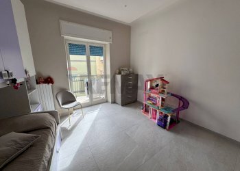 Camera / camera da letto - Trilocale Via Pascoli
 
6, Trani - foto 29