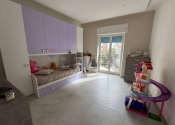 Camera / camera da letto - Trilocale Via Pascoli
 
6, Trani - foto 33