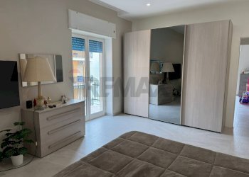 Camera / camera da letto - Trilocale Via Pascoli
 
6, Trani - foto 37