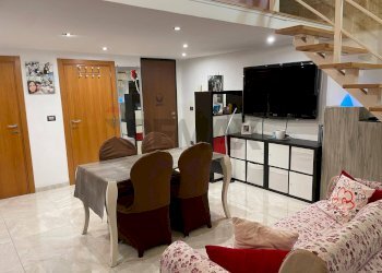 Sala da pranzo - Monolocale Via Maiorano
 
55, Trani - foto 6