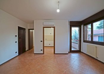 Soggiorno - Quadrilocale via Benvenuto Tisi da Garofalo, Bologna - foto 2