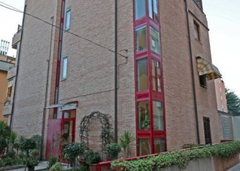 Facciata - Quadrilocale via Benvenuto Tisi da Garofalo, Bologna - foto 24