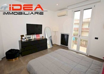 Camera da letto - Appartamento viale Giuseppe Verdi, Modena - foto 25