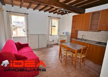 Cucina - Bilocale via Tre Re, Modena (zona Centro Storico) - foto 2