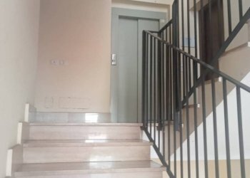 Interno palazzo - Trilocale via Raoul Follerau, Benevento - foto 4