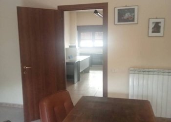 Salone - Trilocale via Raoul Follerau, Benevento - foto 32