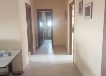 Corridoio - Trilocale via Raoul Follerau, Benevento - foto 35