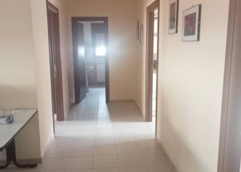 Corridoio - Trilocale via Raoul Follerau, Benevento - foto 36