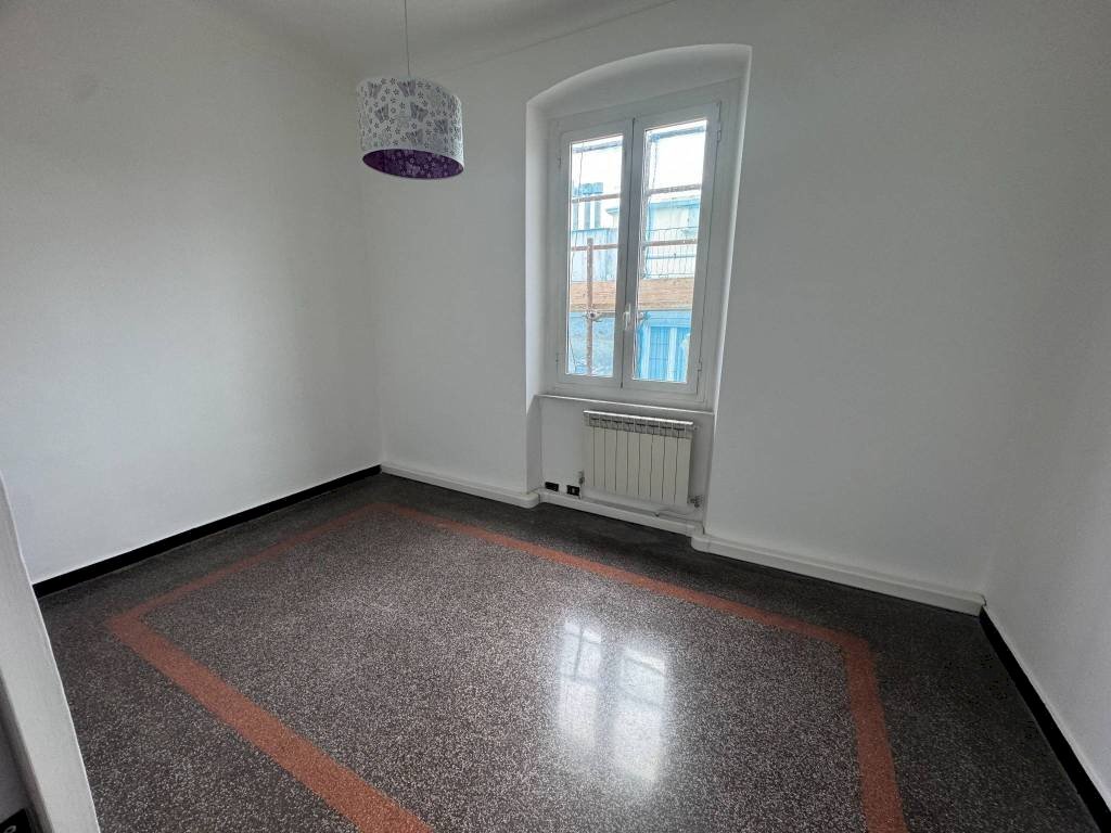Camera da letto - Three-room apartment viale Carlo Canepa, Genova (neighborhood Sestri Ponente) - photo 3