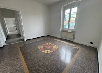 Salone - Trilocale viale Carlo Canepa, Genova (zona Sestri Ponente) - foto 1