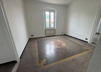 Salone - Trilocale viale Carlo Canepa, Genova (zona Sestri Ponente) - foto 2