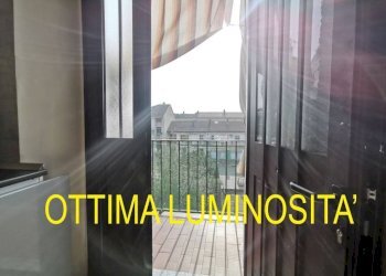 Balcone - Two-room apartment via Sesia, 8, Torino (neighborhood Barriera Milano) - photo 7