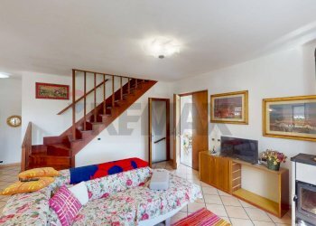 Soggiorno - Villa Via Bozzolo
 
3, Brugnato - foto 24