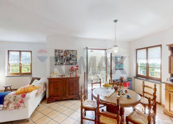 Sala da pranzo - Villa Via Bozzolo
 
3, Brugnato - foto 25