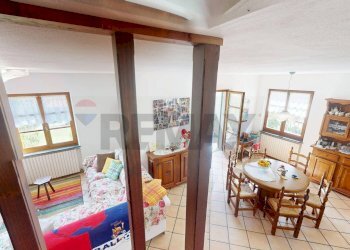 Sala da pranzo - Villa Via Bozzolo
 
3, Brugnato - foto 46