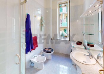 Bagno - Appartamento Salita Campasso Di San Nicola
 
4, Genova - foto 7