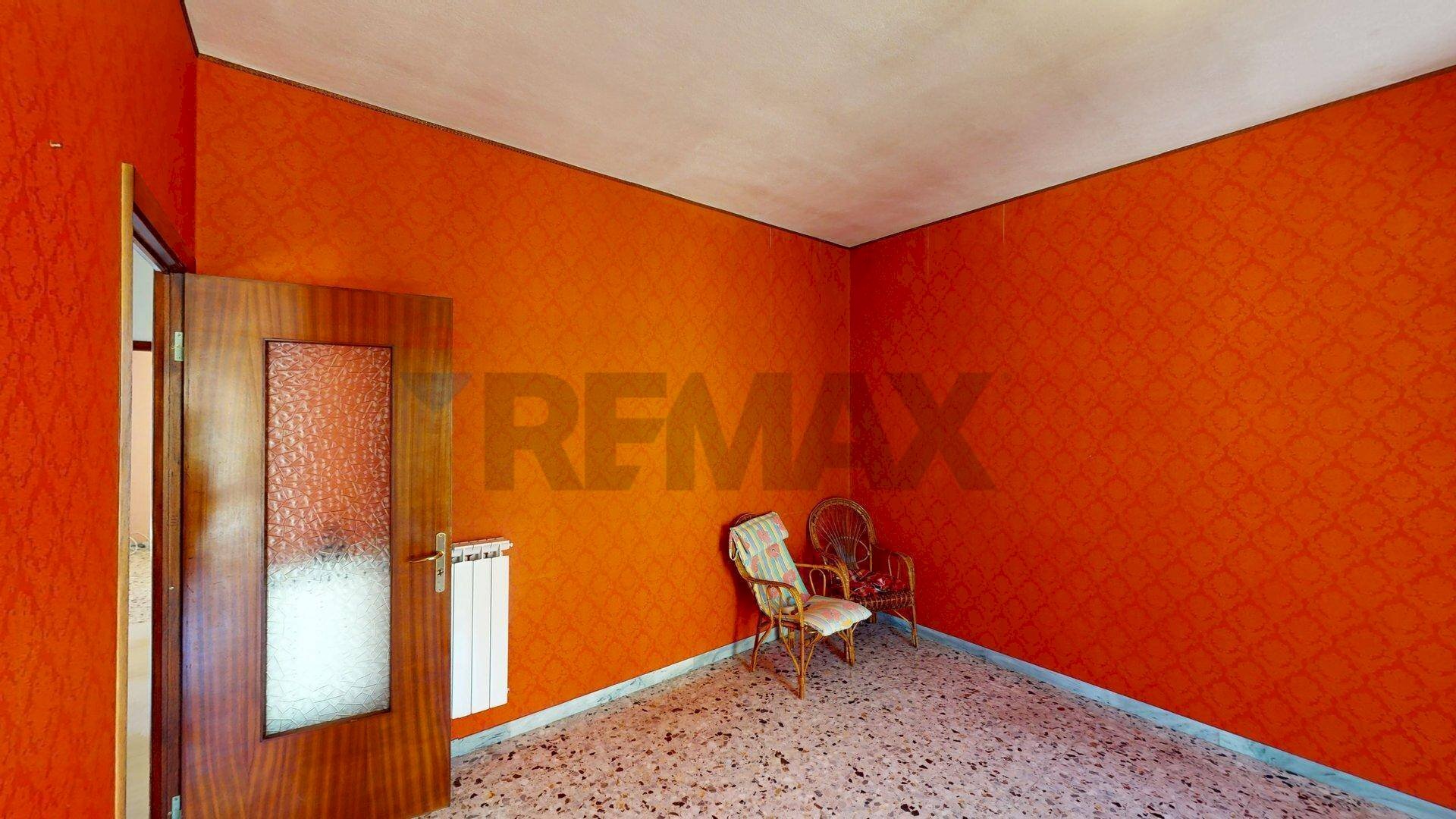 Stanza vuota - Quadrilocale Via XXV Aprile
 
5, Portovenere - foto 3