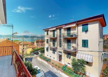 Balcone - Quadrilocale Via XXV Aprile
 
5, Portovenere - foto 2