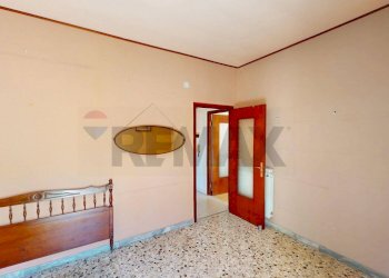 Stanza vuota - Quadrilocale Via XXV Aprile
 
5, Portovenere - foto 23