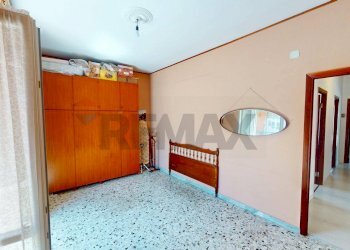 Camera / camera da letto - Quadrilocale Via XXV Aprile
 
5, Portovenere - foto 25