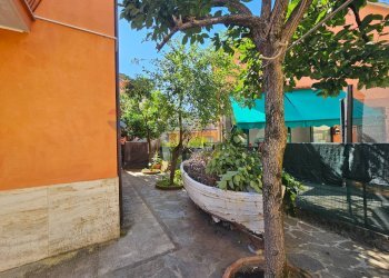 Edificio all\'aperto - Quadrilocale Via XXV Aprile
 
5, Portovenere - foto 54