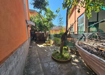 Giardino - Quadrilocale Via XXV Aprile
 
5, Portovenere - foto 55