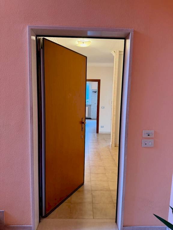 Ingresso - Appartamento via Giuseppe Garibaldi, 172, Pralungo - foto 3