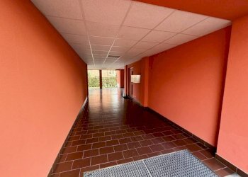 Interno palazzo - Appartamento via Giuseppe Garibaldi, 172, Pralungo - foto 2