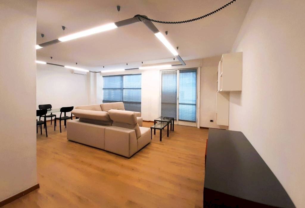 Ufficio - Three-room apartment via Giovanni Gavazzeni, 6, Sondrio - photo 3