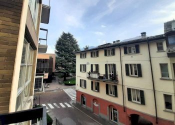 Cortile interno - Three-room apartment via Giovanni Gavazzeni, 6, Sondrio - photo 6