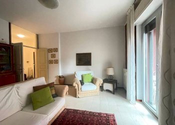 Salone - Bilocale via Alessandro Manzoni, 12, Vimercate - foto 6