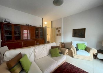 Salone - Bilocale via Alessandro Manzoni, 12, Vimercate - foto 7