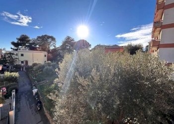 Vista - Bilocale viale Primavera, Genova (zona Quarto) - foto 5
