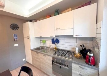 Cucina - Bilocale viale Primavera, Genova (zona Quarto) - foto 6