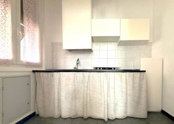 Cucina - Quadrilocale via Giuseppe Majorana, 12, Genova (zona Quarto) - foto 4