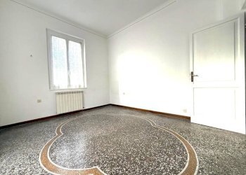 Camera da letto - Quadrilocale via Giuseppe Majorana, 12, Genova (zona Quarto) - foto 6